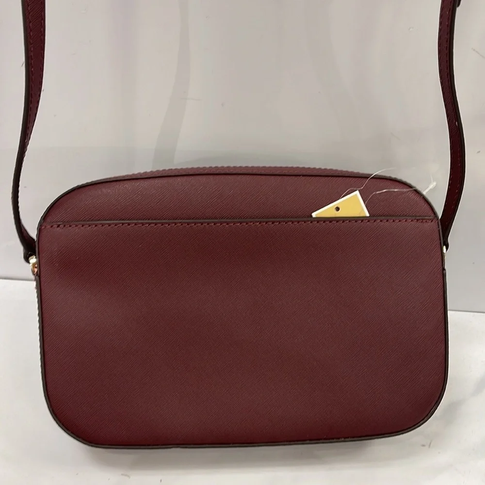 Michael Kors Jet Set Item Large East West Zip Chain Crossbody 
Merlot - Picture 12 of 16